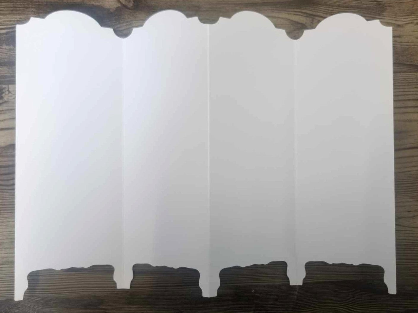 3Quarter Designs 4-Panel Screen Card Base – blank white die-cut piece with scalloped edges
