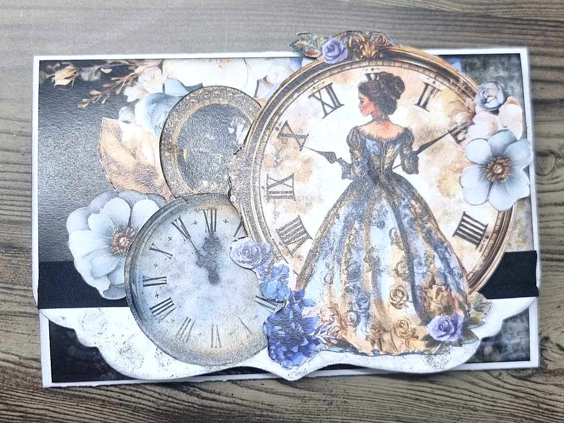 3Quarter Designs 3-Panel Envelope Card – decorated sample closed showing front cover with Grunged Baroque collection